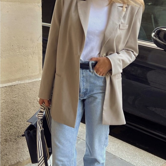 Meet your Posher, Erin - Picture 1 of 1